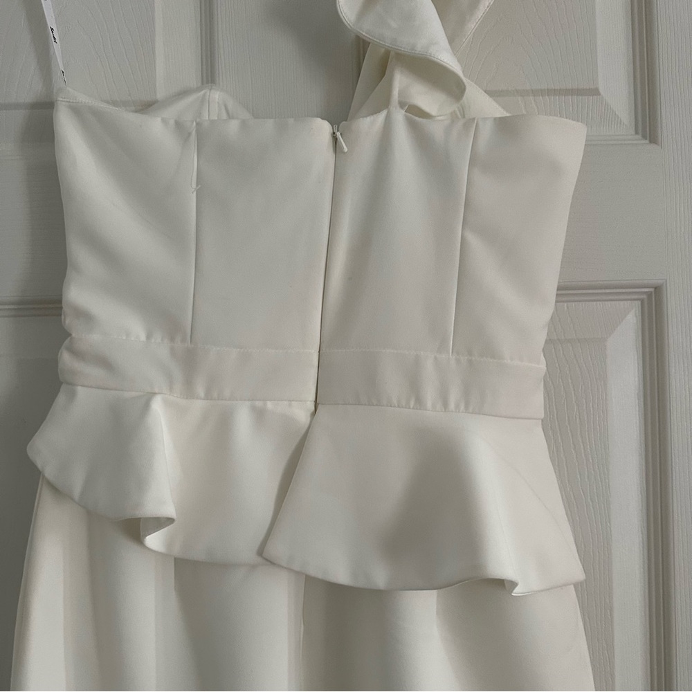 Bardot Camelia One-Shoulder Ruffle Midi Dress in Ivory Size 6 - Picture 8 of 12